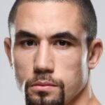 โรเบิร์ต วิตเทเกอร์ (Robert Whittaker)