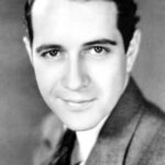 โดนัลด์ คุก (Donald Cook)