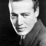 เลสลี่ เฟนตัน (Leslie Fenton)